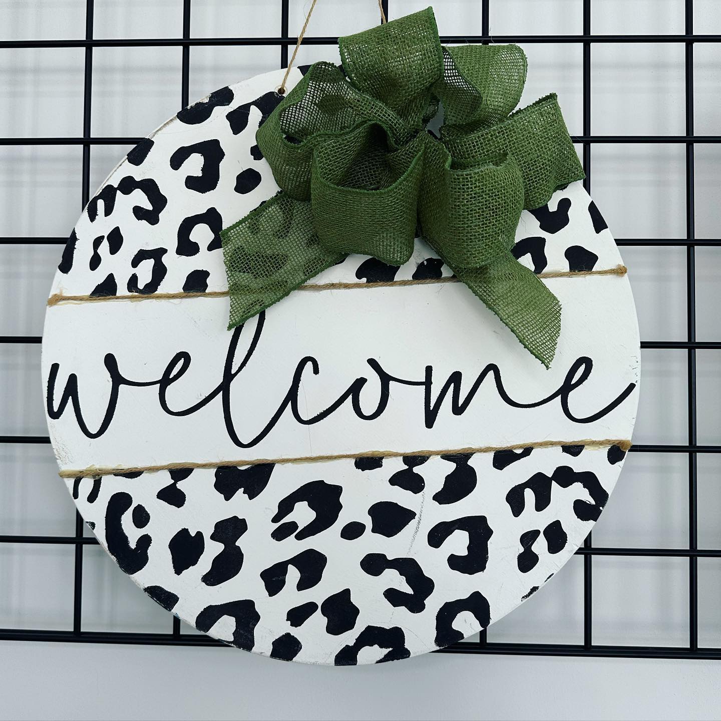 Cheetah Round Door hanger