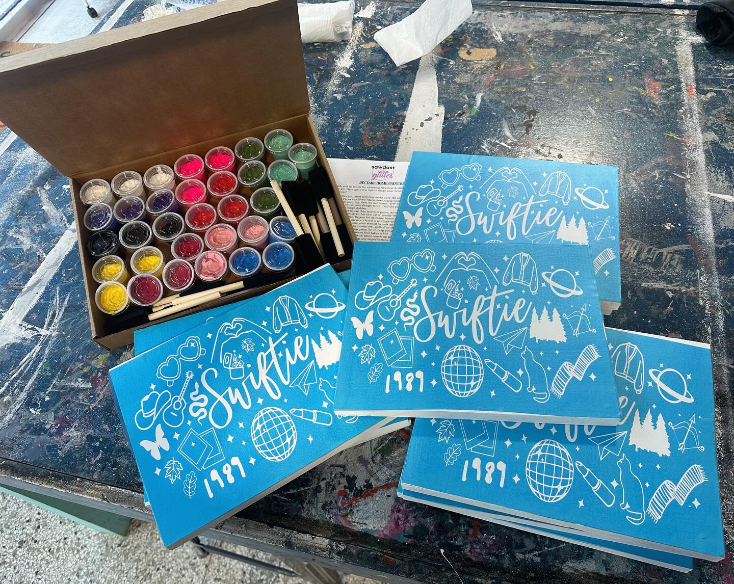 DIY to go Paint Kit (customizable)