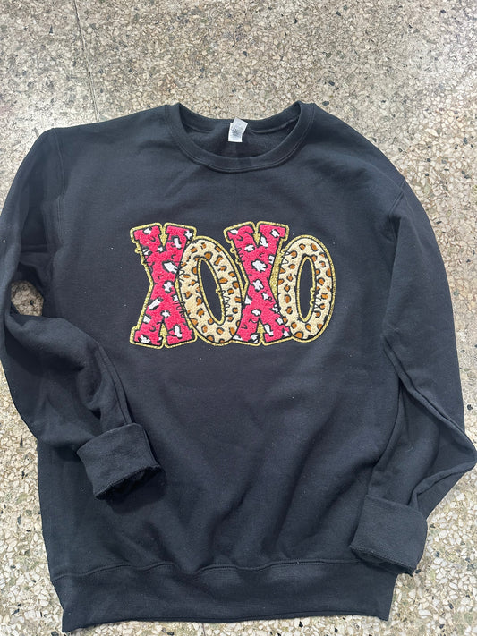 XOXO Patch Crew Neck