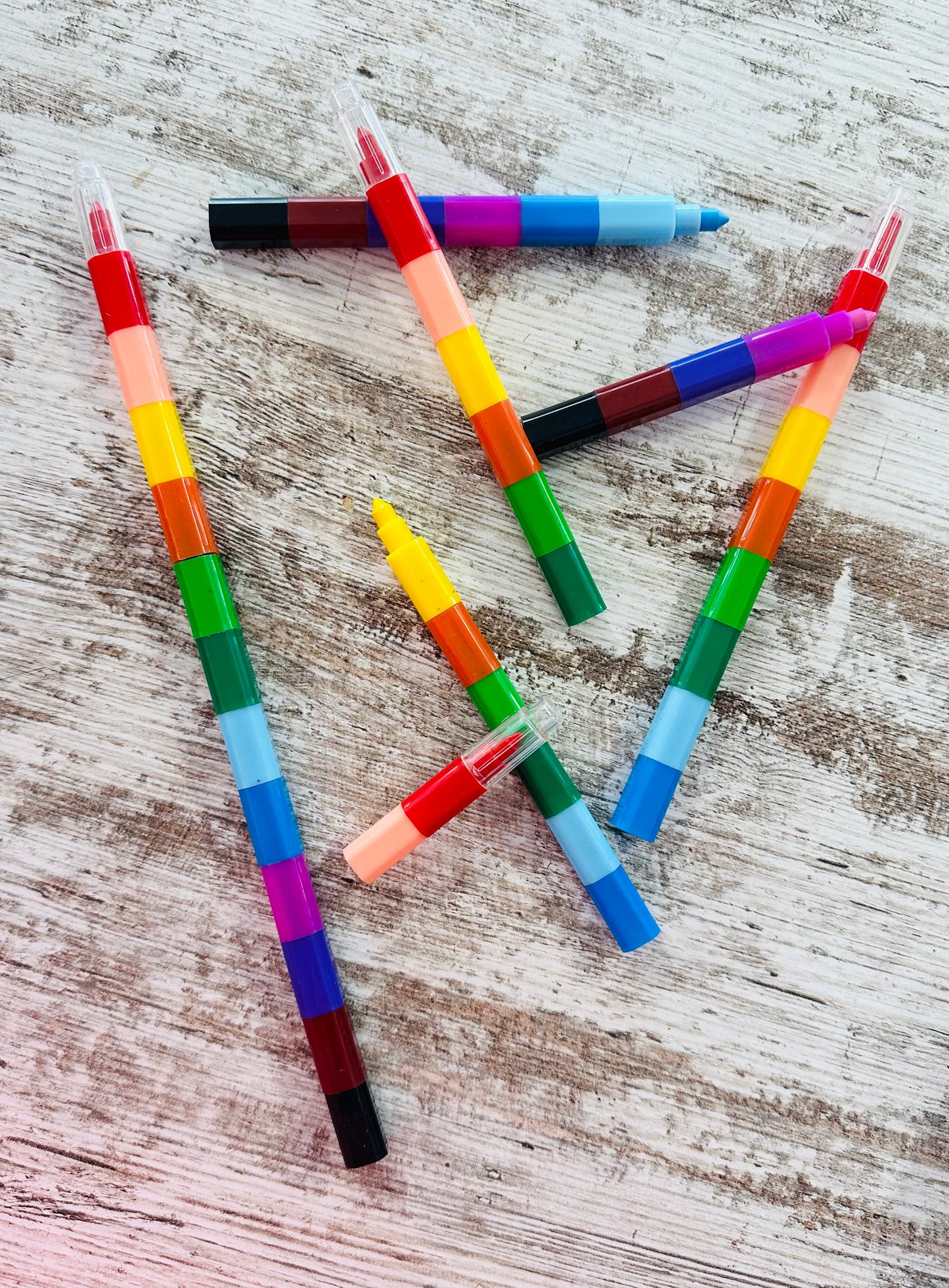 Stackable crayons