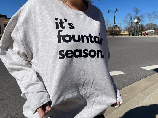 Belleville Crewneck-fountain season