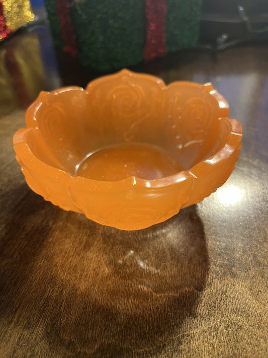 Resin rose detail bowl