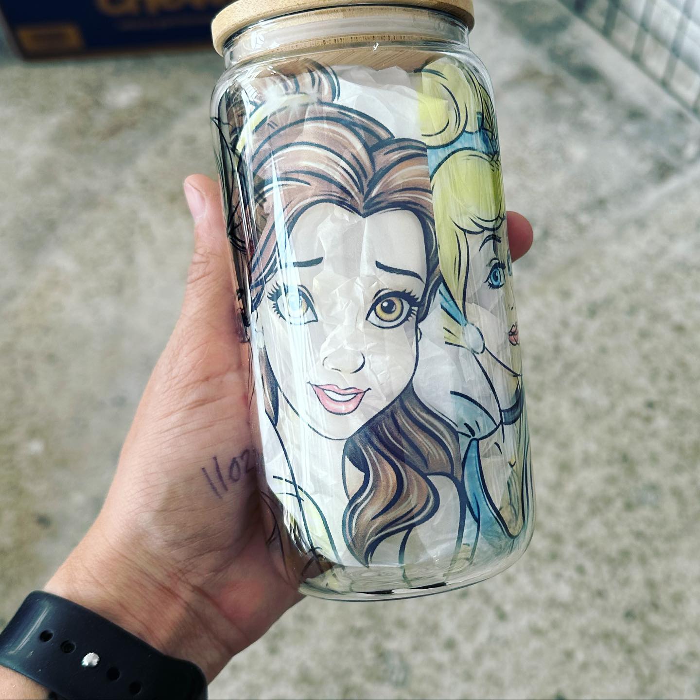 Pretty Girls Glass Can Tumbler