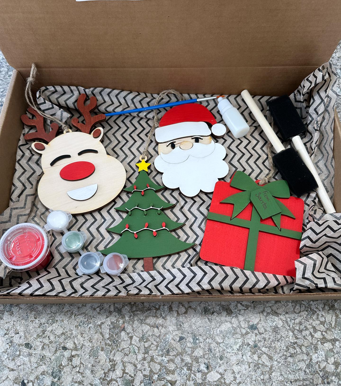 Christmas Ornament Paint Kit