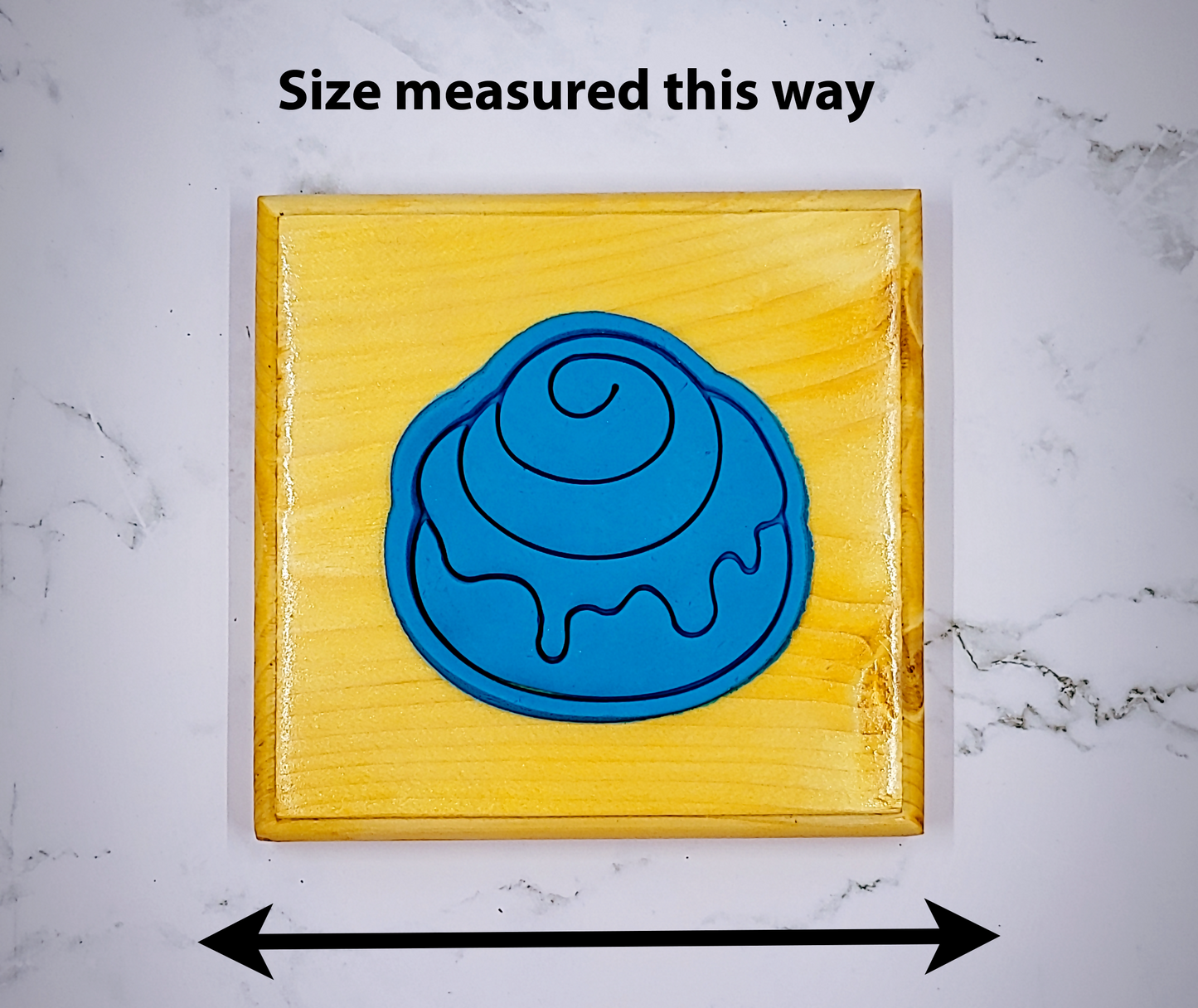 Cinnamon Bun Cookie Cutter Set (2-Piece)