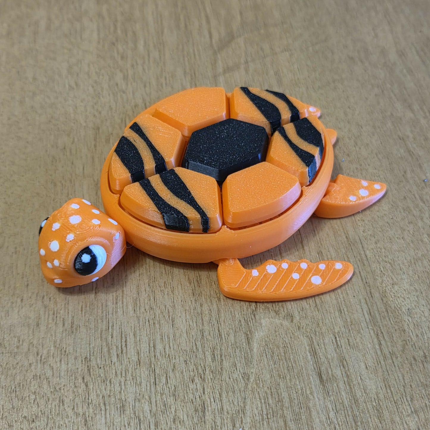 Turtle Clicker – 3D Printed Turtle with Crayon Shell (7 Clickers)