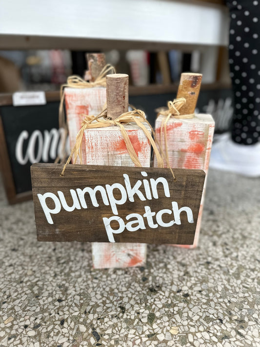 Wooden Pumpkin Set