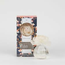 Saffron and Silk Flower Diffuser