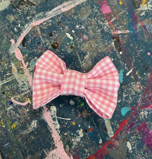 Over The Collar Bow-Tie Pink Plaid Heart