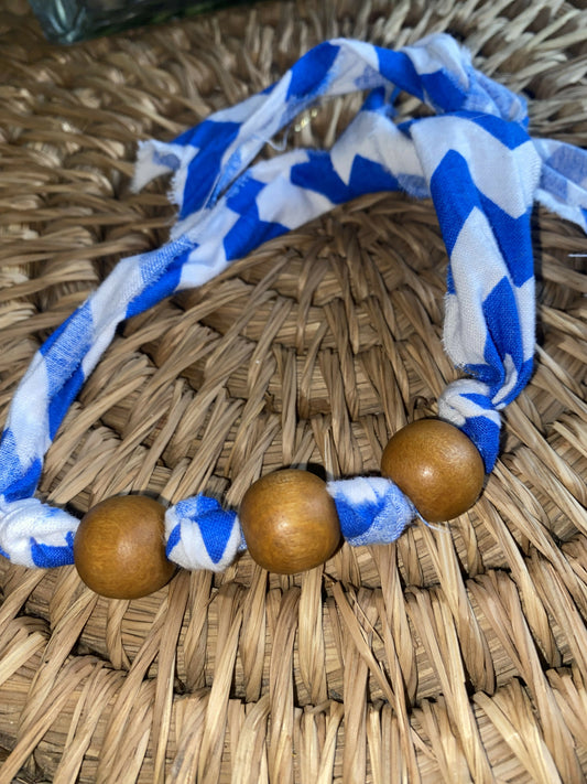 Blue and white wood beads bracelet wrap