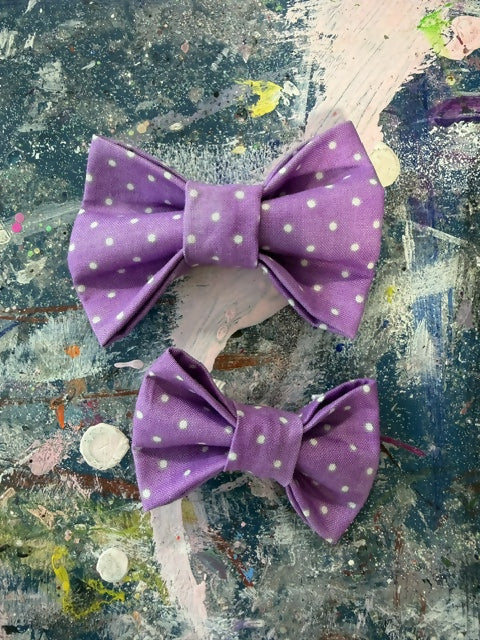 Over The Collar Bow-Tie Purple Polka dots