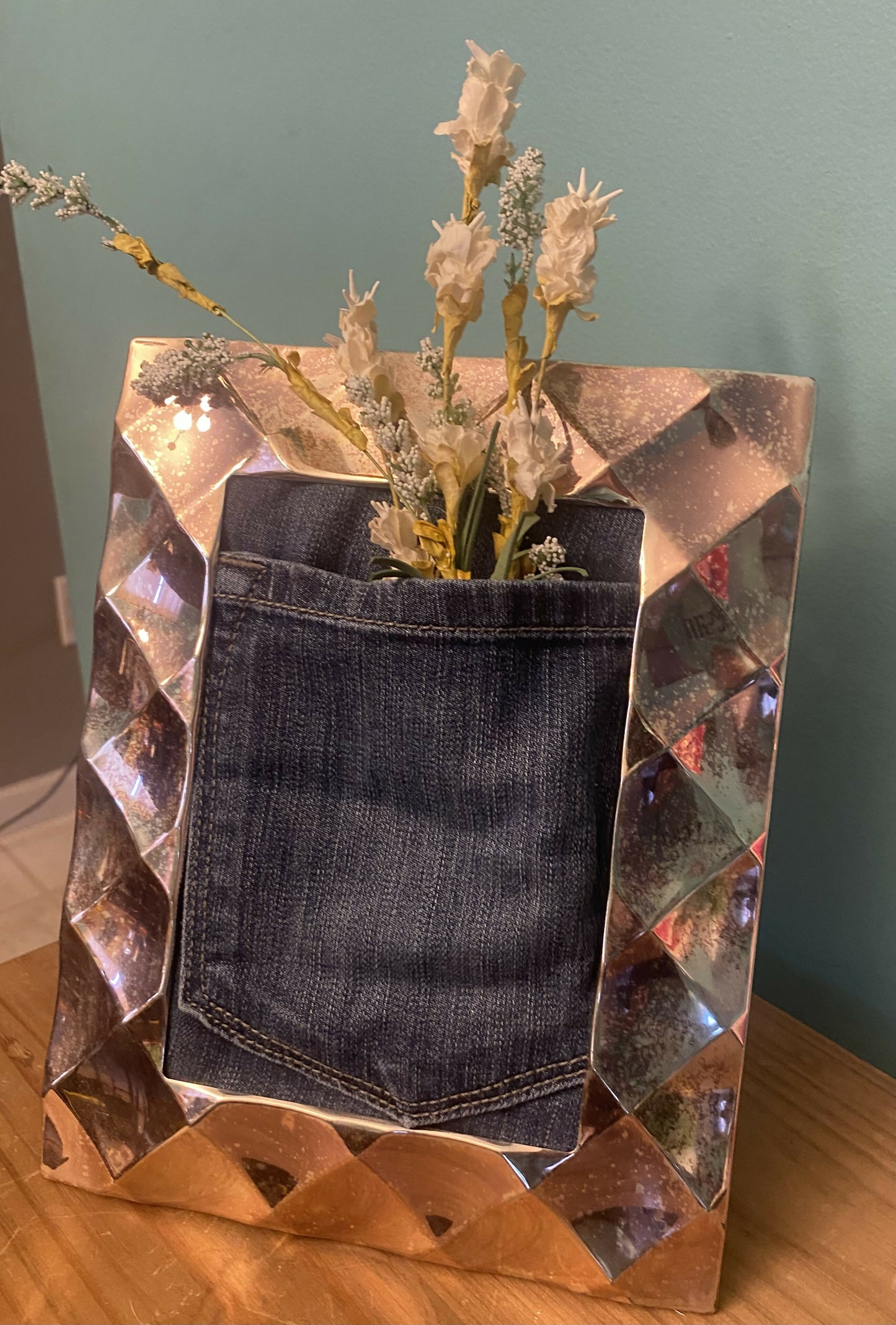 Jean Pocket frame
